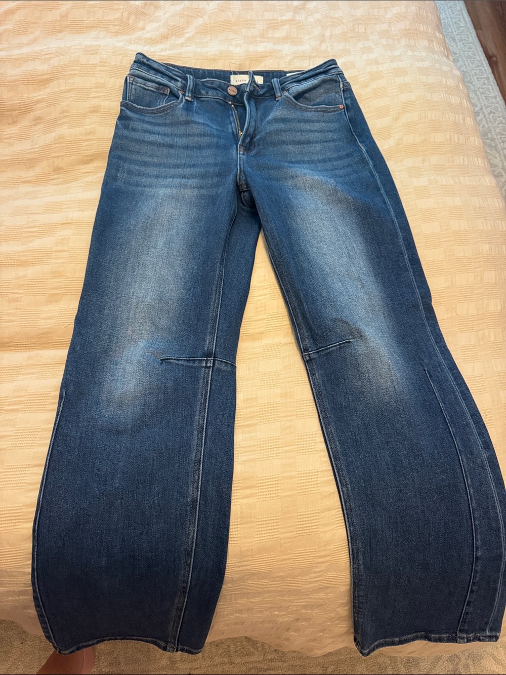 High-Rise Wide Leg Denim Jeans in Blue